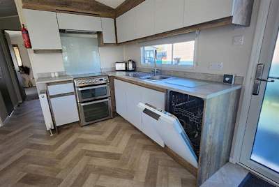 Langbrook image