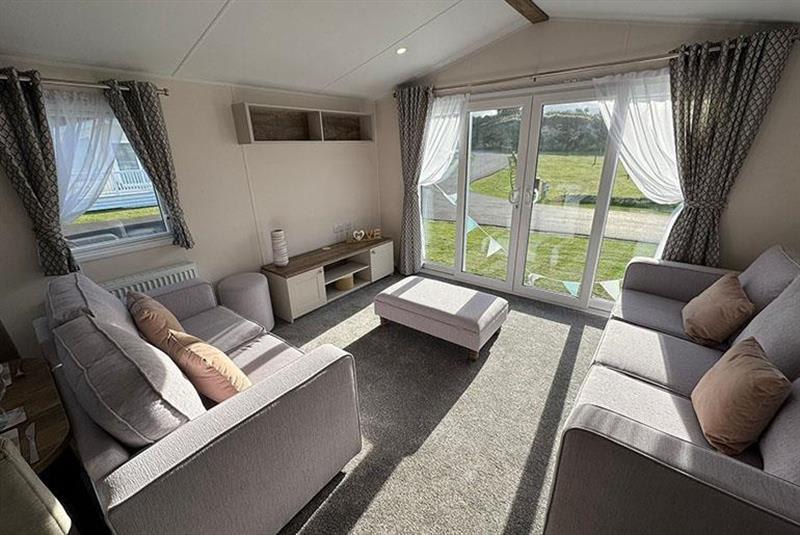 property gallery image 2