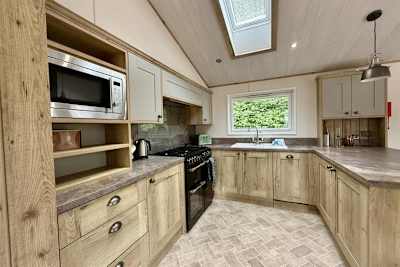 Westlake Lodge image
