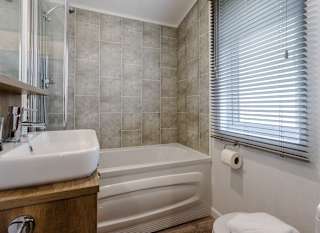 Spindle Lodge image