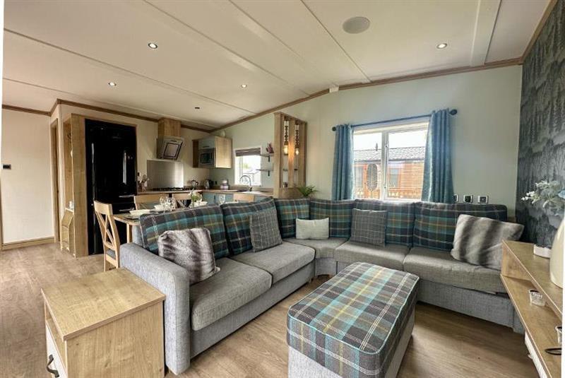 property gallery image 1