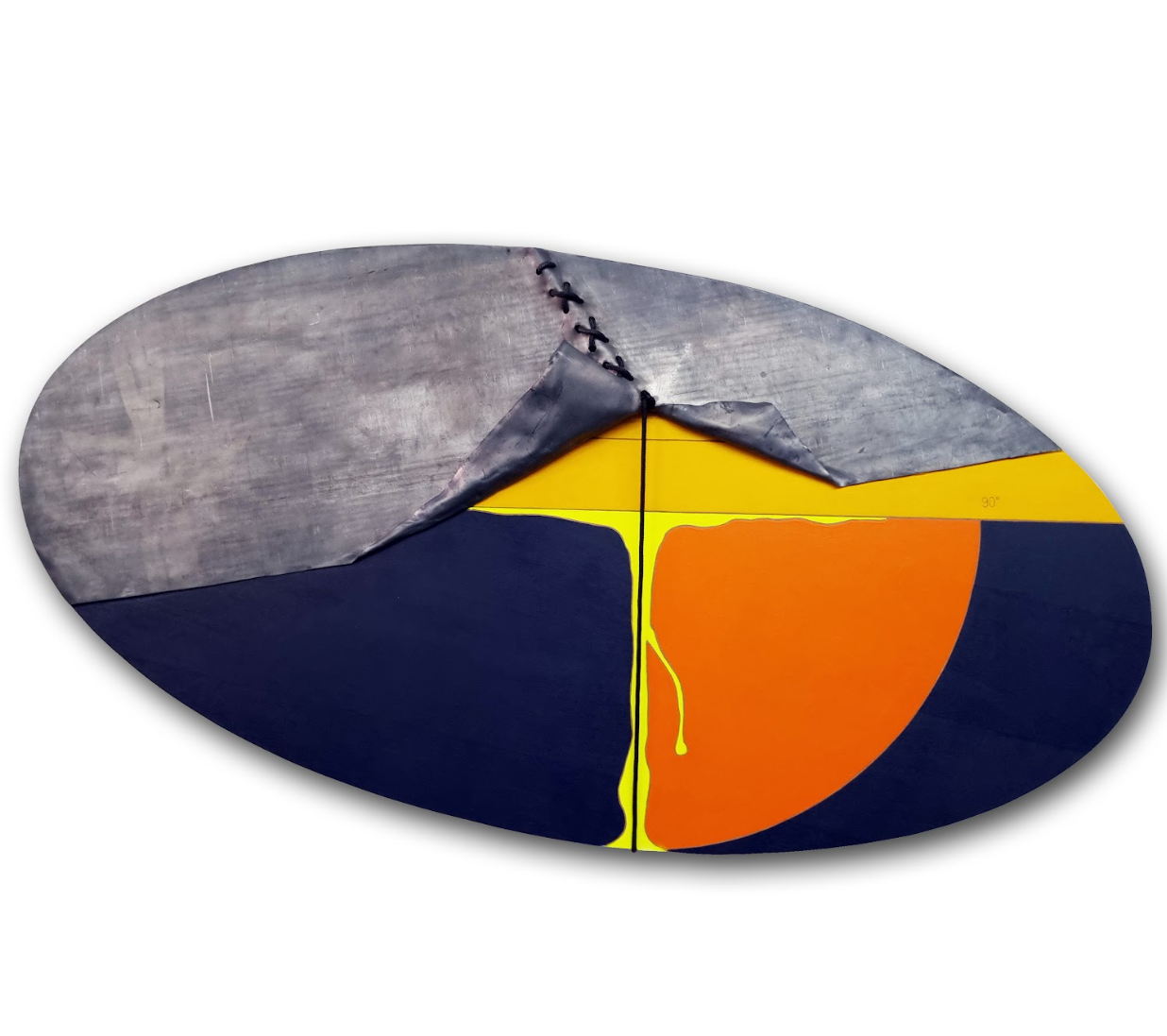 pintura oval com metal e cores fortes