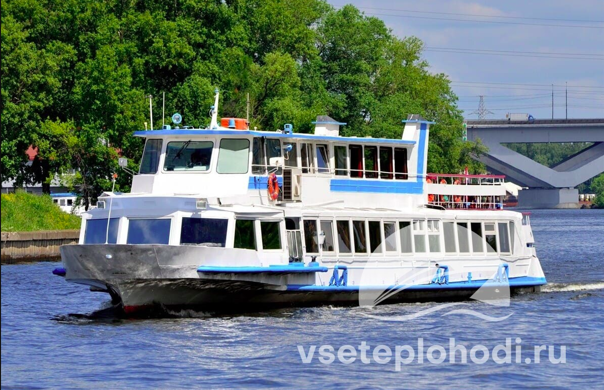 Заказать теплоход онлайн: теплоход «Москва» с ценами собственника