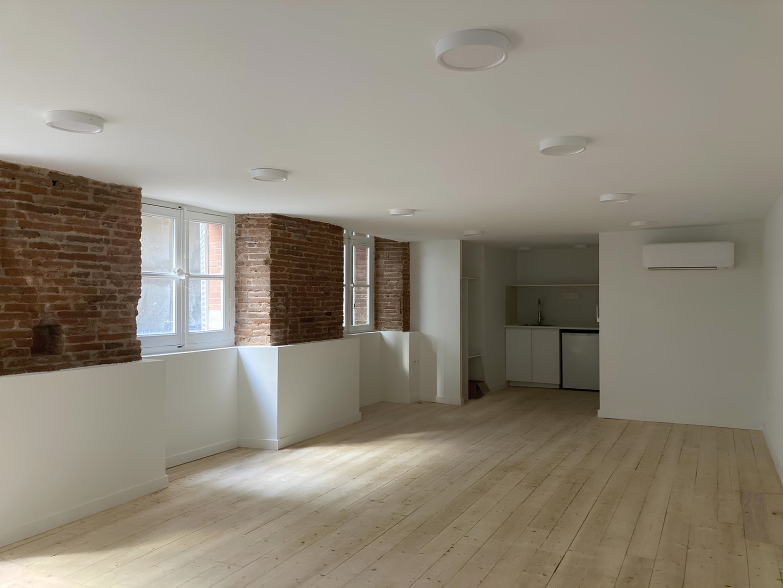 Bureaux de la cour - Image 1