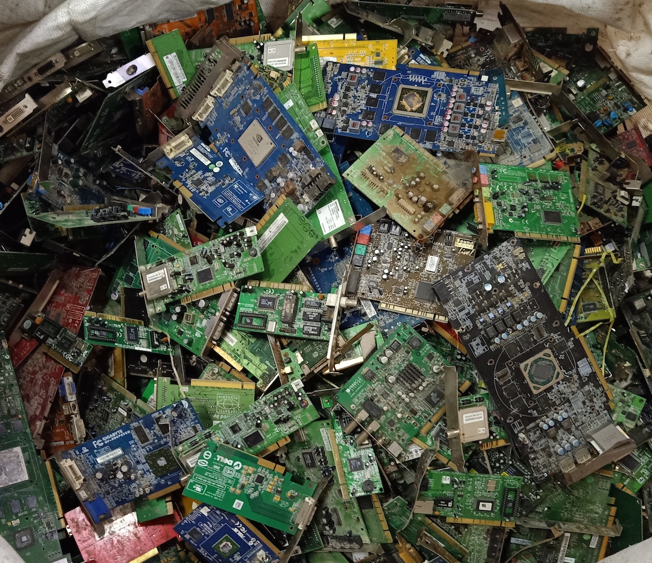 Without Bga ICS