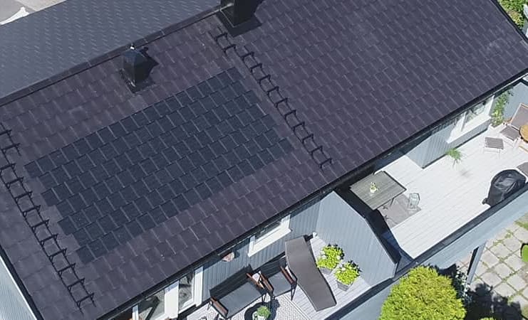 Ovati Solcelletakstein