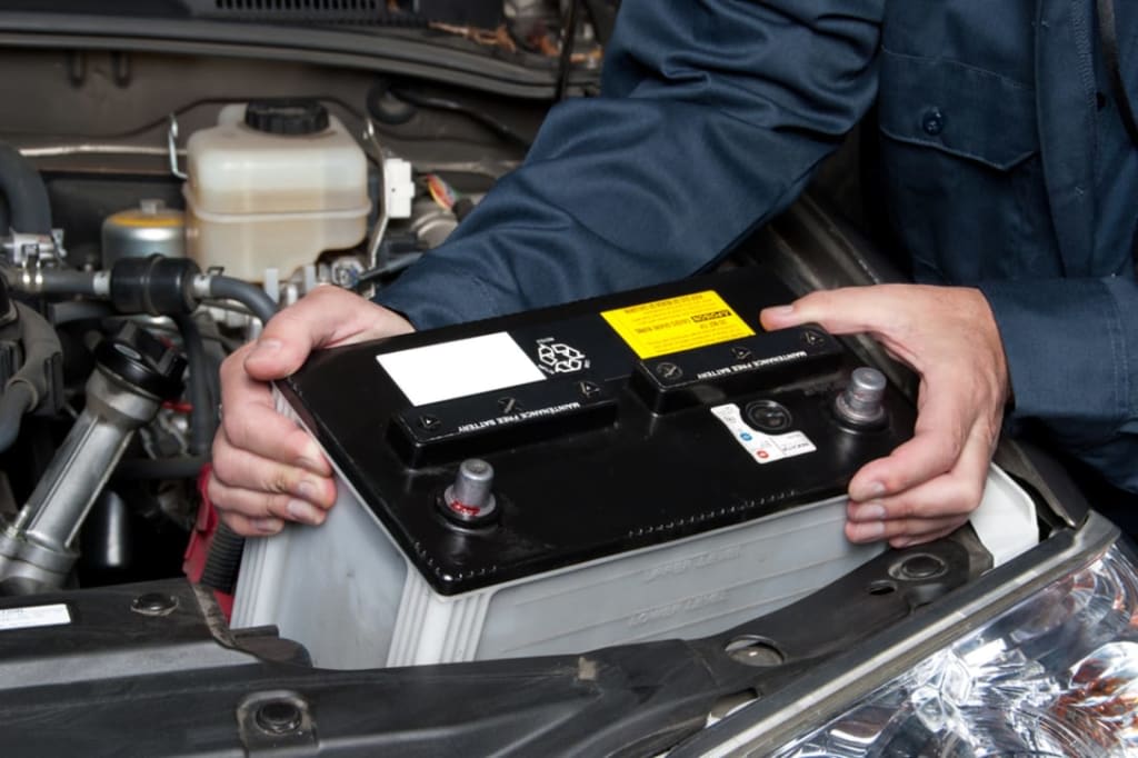 8 car battery warning signs