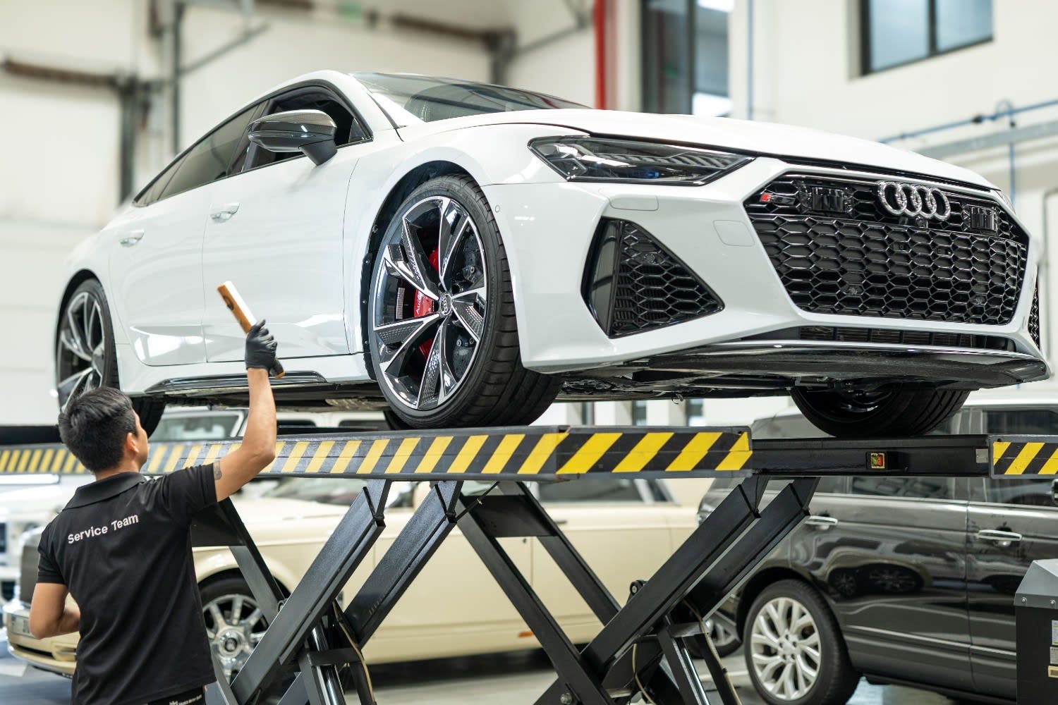 signs you need Audi suspension repair