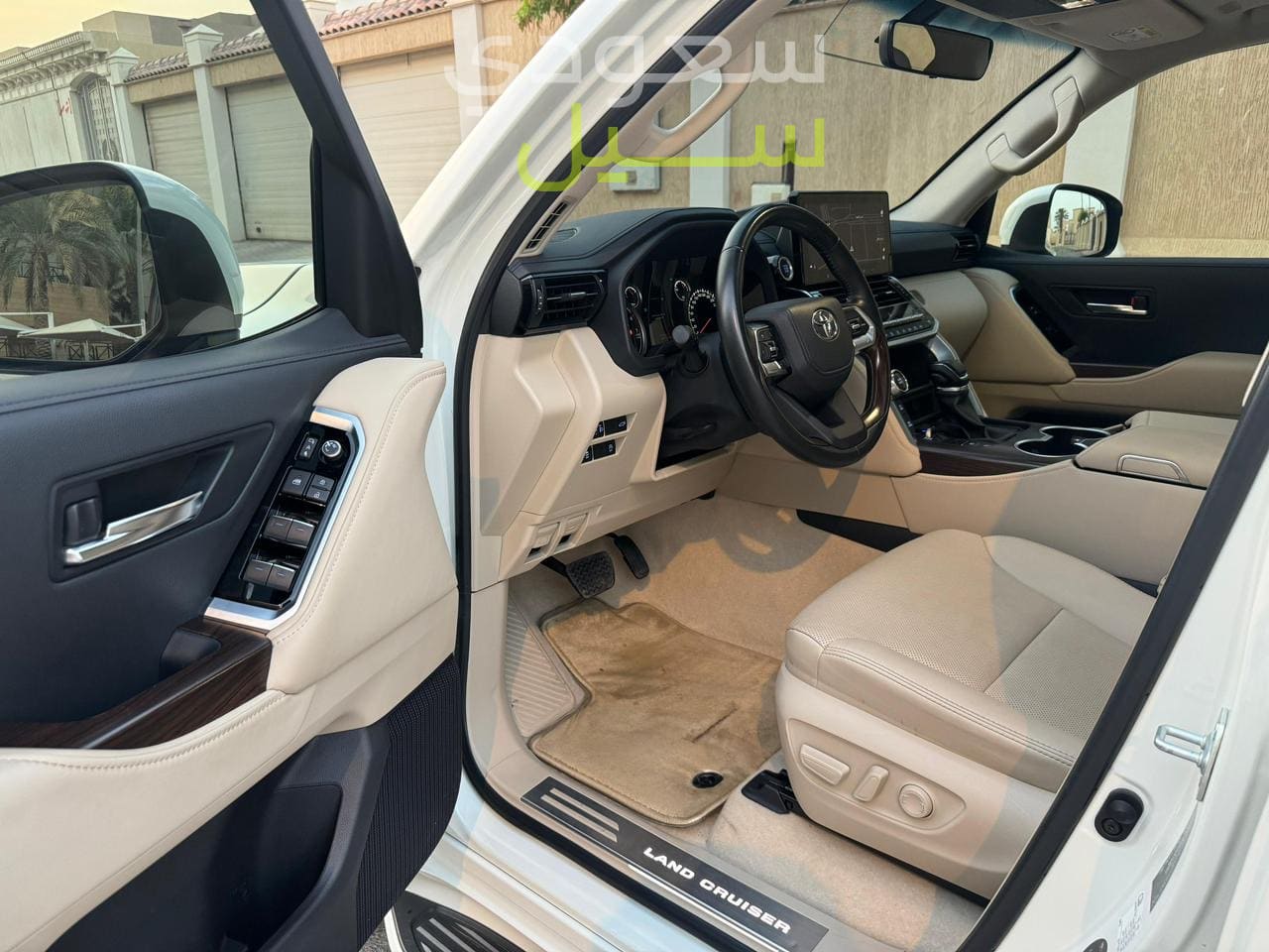 2019 اودي ار 8 في 10 بلس