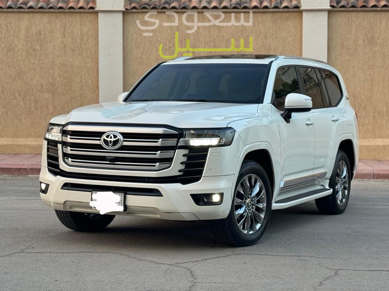 2019 اودي ار 8 في 10 بلس