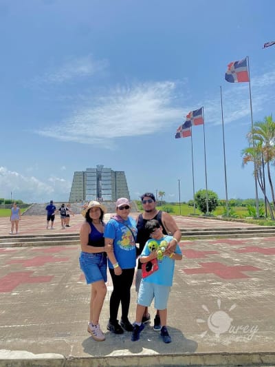 Excursión a Santo Domingo Con Turey Tours