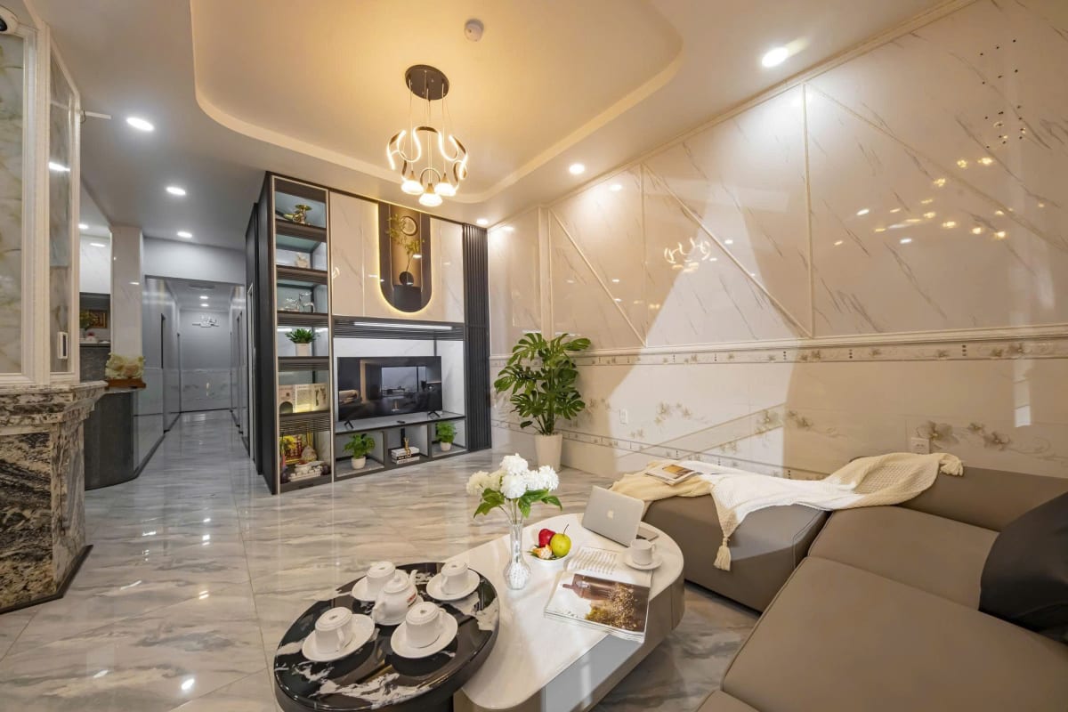 Villa mới xây - giá rẻ - ngay trung tâm (V-30)