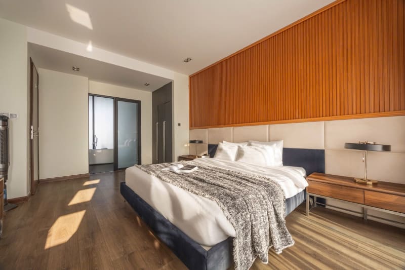 Villa nghỉ dưỡng yên tĩnh - Sân vườn rộng rãi - nội thất sang trọng V-08