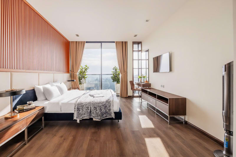 Villa nghỉ dưỡng yên tĩnh - Sân vườn rộng rãi - nội thất sang trọng V-08
