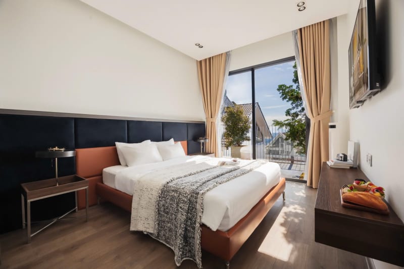 Villa nghỉ dưỡng yên tĩnh - Sân vườn rộng rãi - nội thất sang trọng V-08