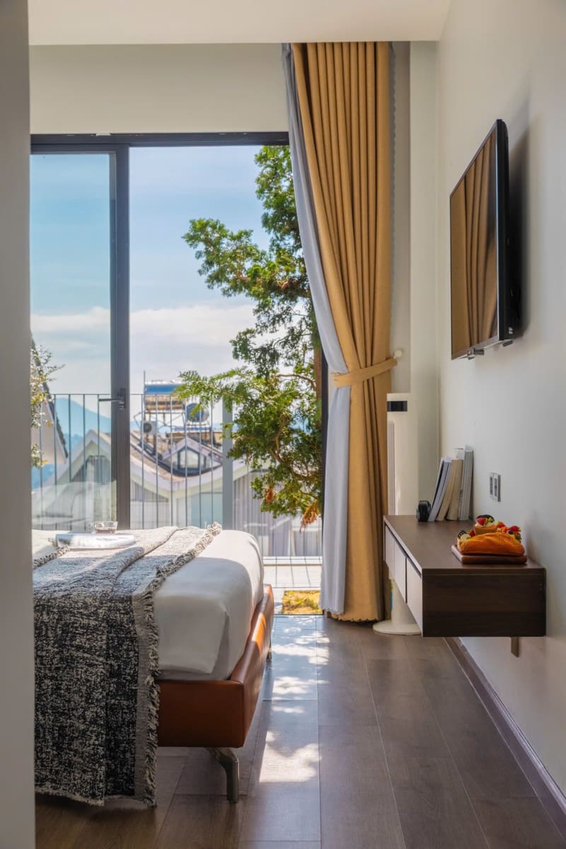 Villa nghỉ dưỡng yên tĩnh - Sân vườn rộng rãi - nội thất sang trọng V-08