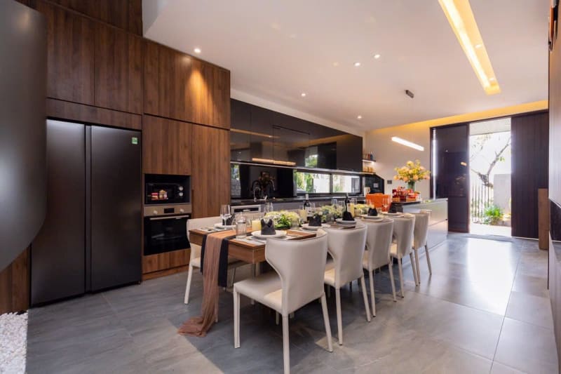 Villa cao cấp phong cách hiện đại - Không gian mở - Đầy đủ tiện ích V-09