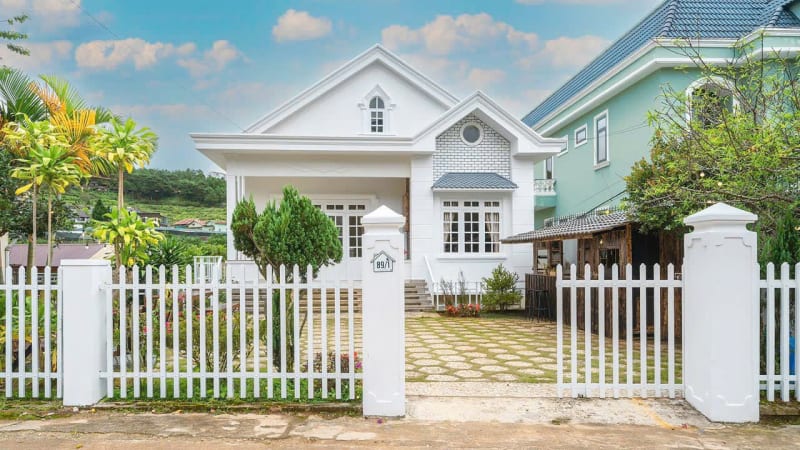 Căn home view đẹp - yên tĩnh - có sân BBQ - có máy chiếu