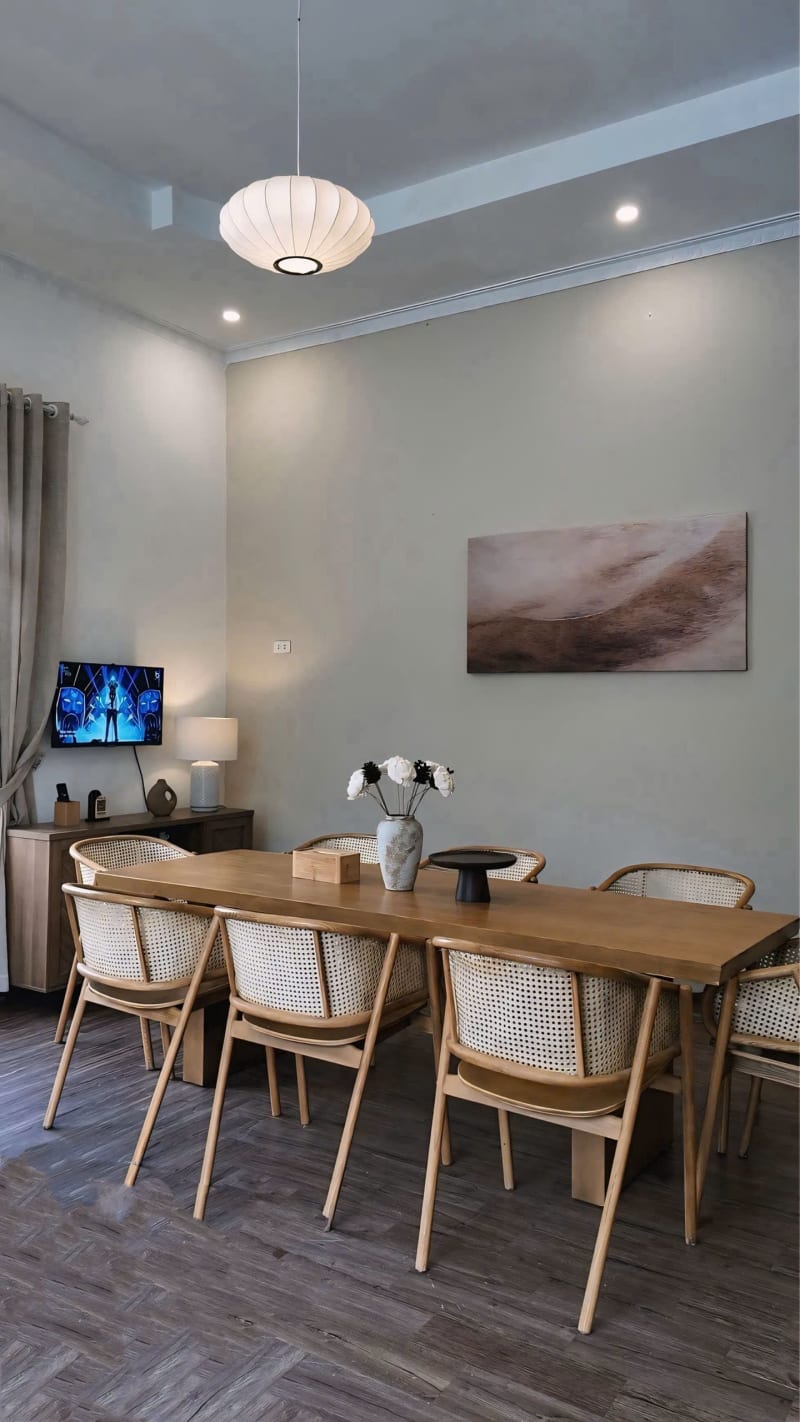 Căn home view đẹp - yên tĩnh - có sân BBQ - có máy chiếu