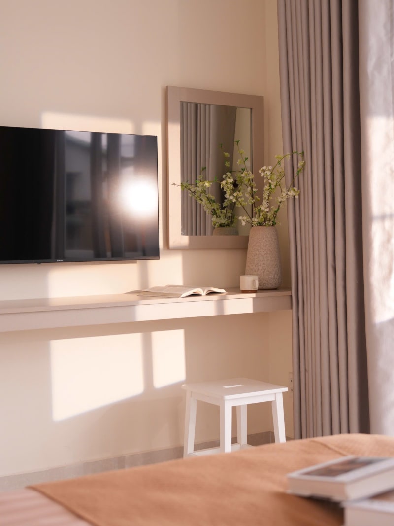 Villa có sân cỏ xanh mát - 5 phòng ngủ đơn - đầy đủ tiện nghi