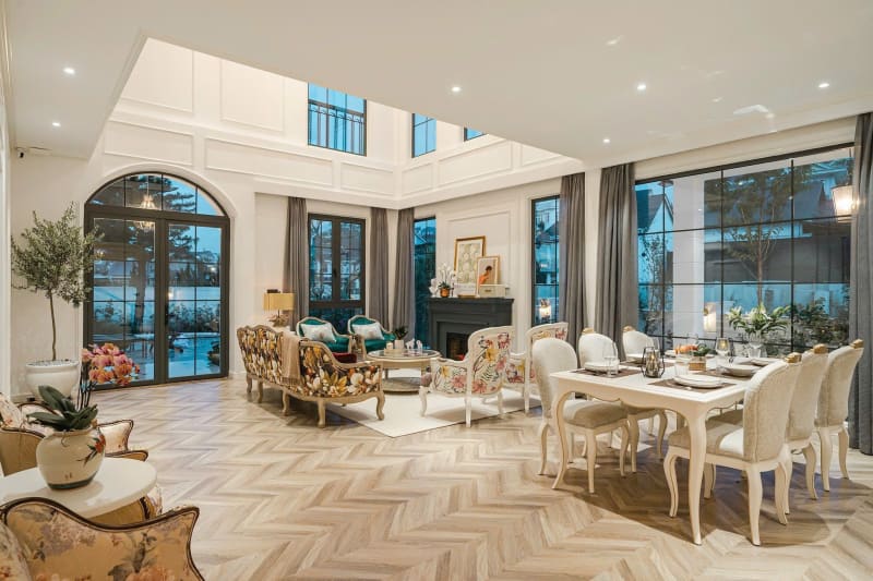 Villa bán cổ điển - máy lạnh riêng mỗi phòng (V-17)