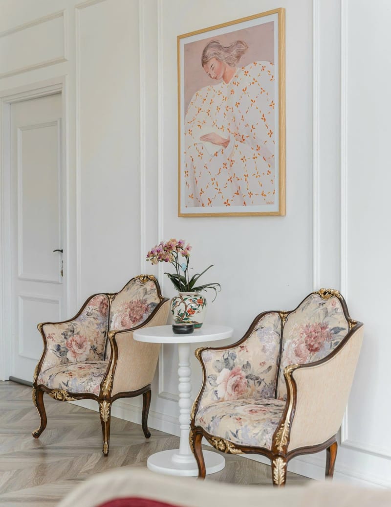 Villa bán cổ điển - máy lạnh riêng mỗi phòng (V-17)