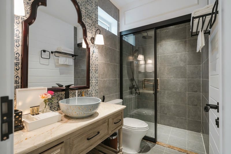 Villa bán cổ điển - máy lạnh riêng mỗi phòng (V-17)
