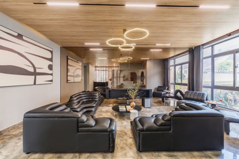 Villa tiện nghi - sân vườn rộng rãi - thuận tiện cho xe 7 đến 29 chỗ