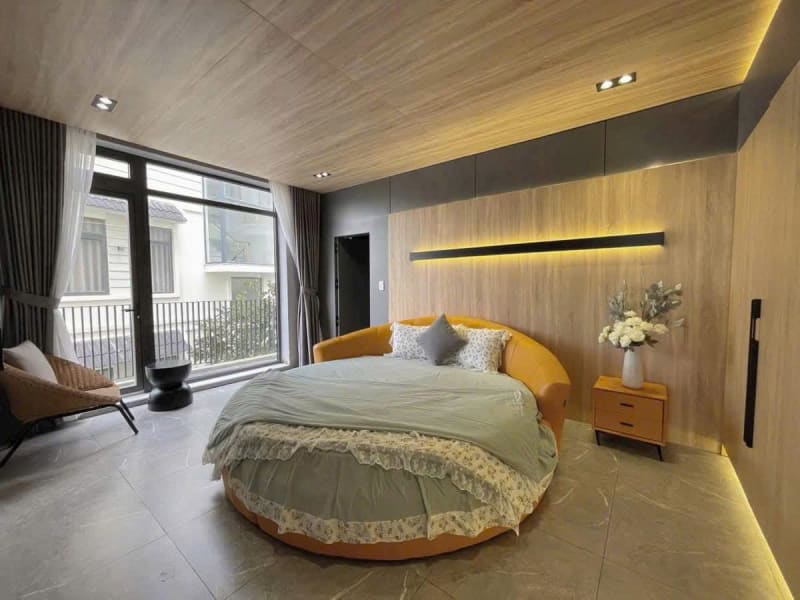 Villa tiện nghi - sân vườn rộng rãi - thuận tiện cho xe 7 đến 29 chỗ