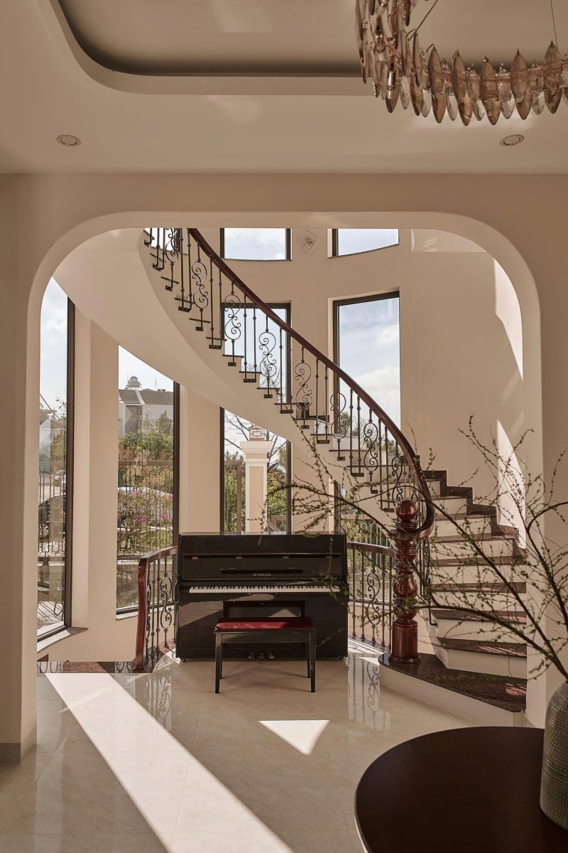 Villa sang trọng view thông (V-23)