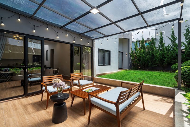 Villa với sân vườn rộng rãi - tiện nghi