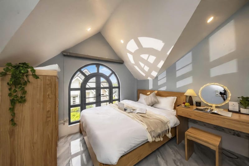 Villa mới xây - giá rẻ - ngay trung tâm (V-30)