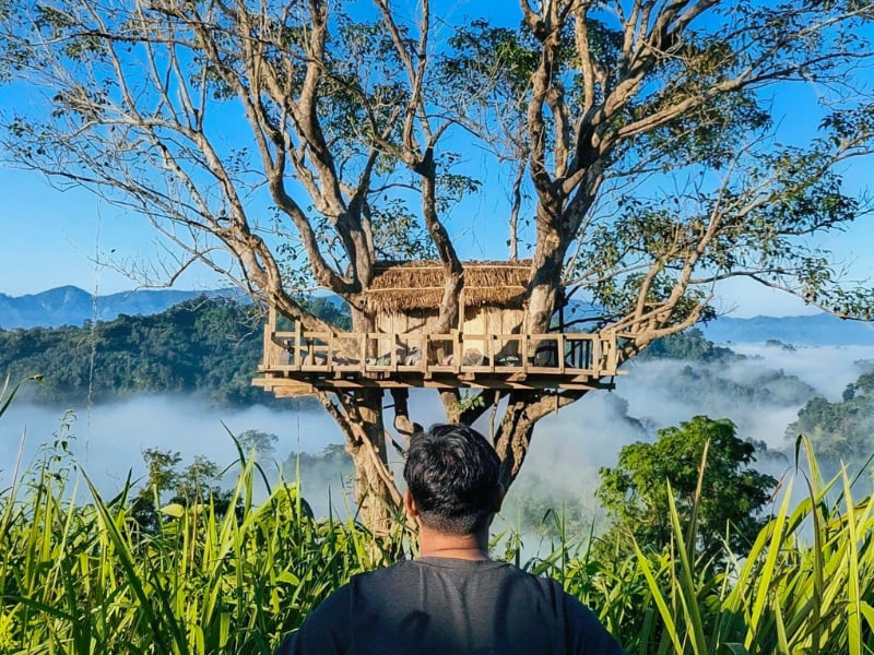 Treehouse above clouds in Alikadam Bandarban visited by Ataullah Mesbah