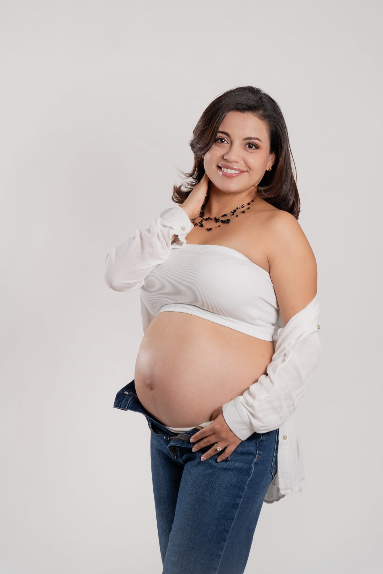 Sesión Maternal — Crealtiva Studio