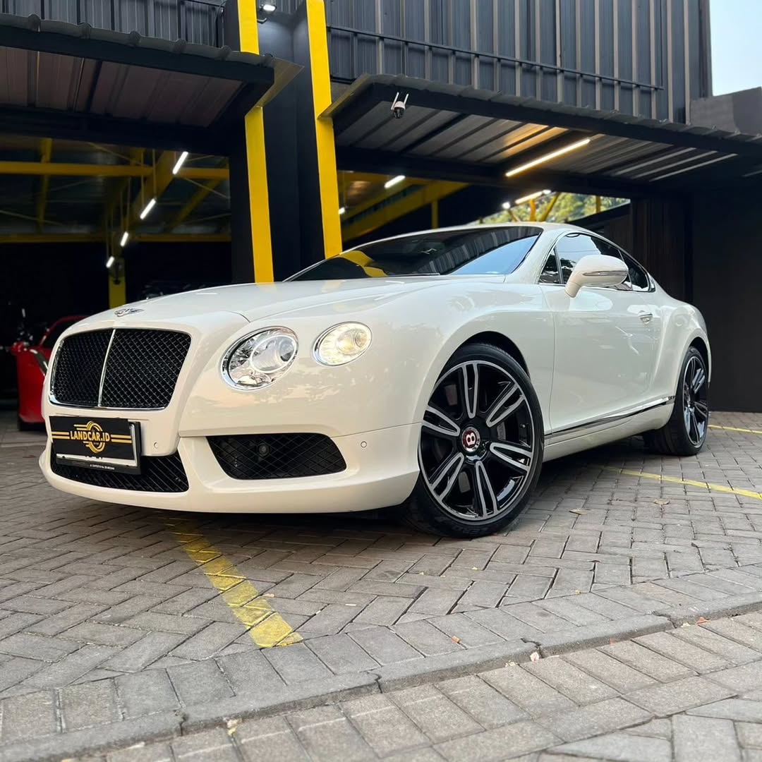 Bentley Continental GT 4.0