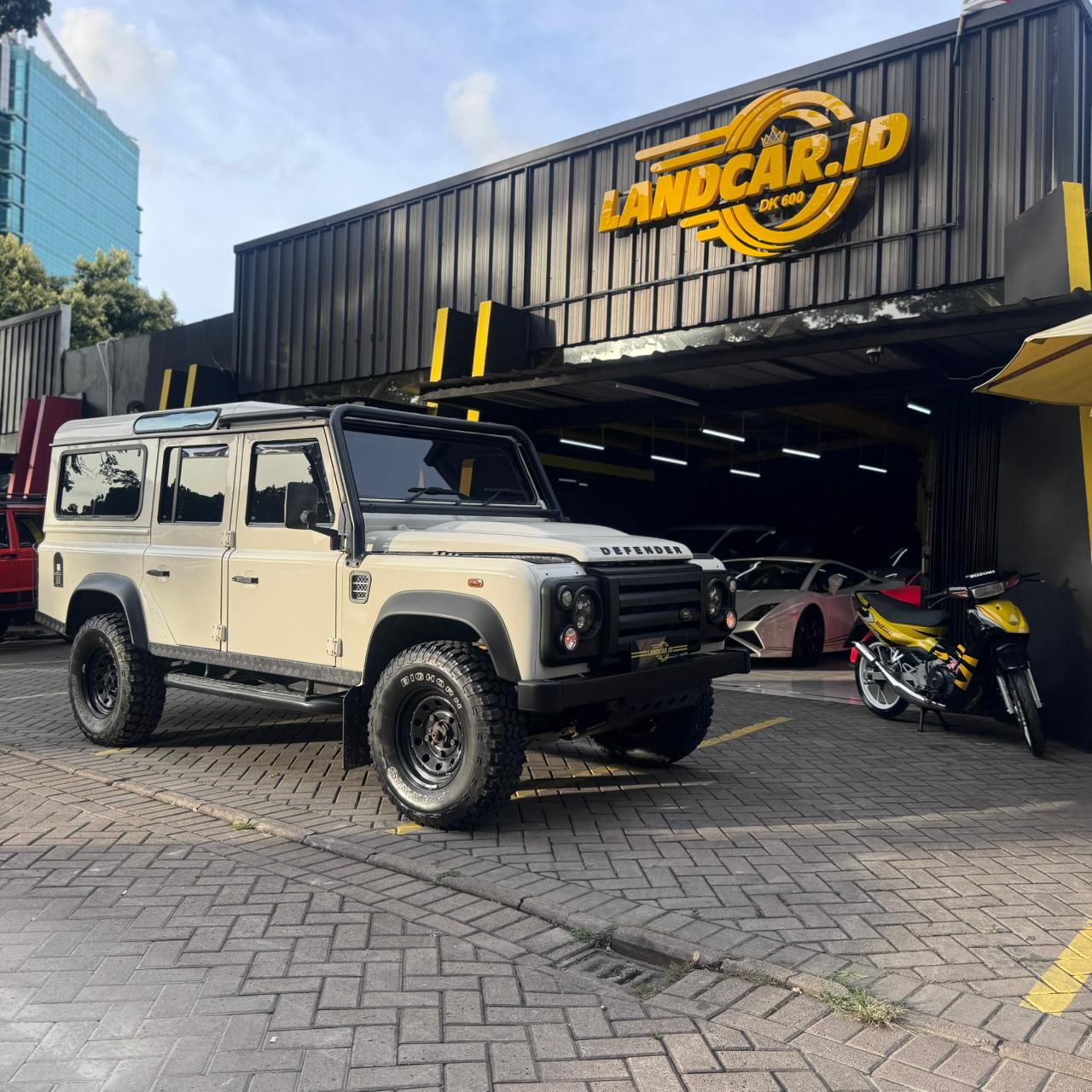 Land Rover Defender 110 Puma 2008