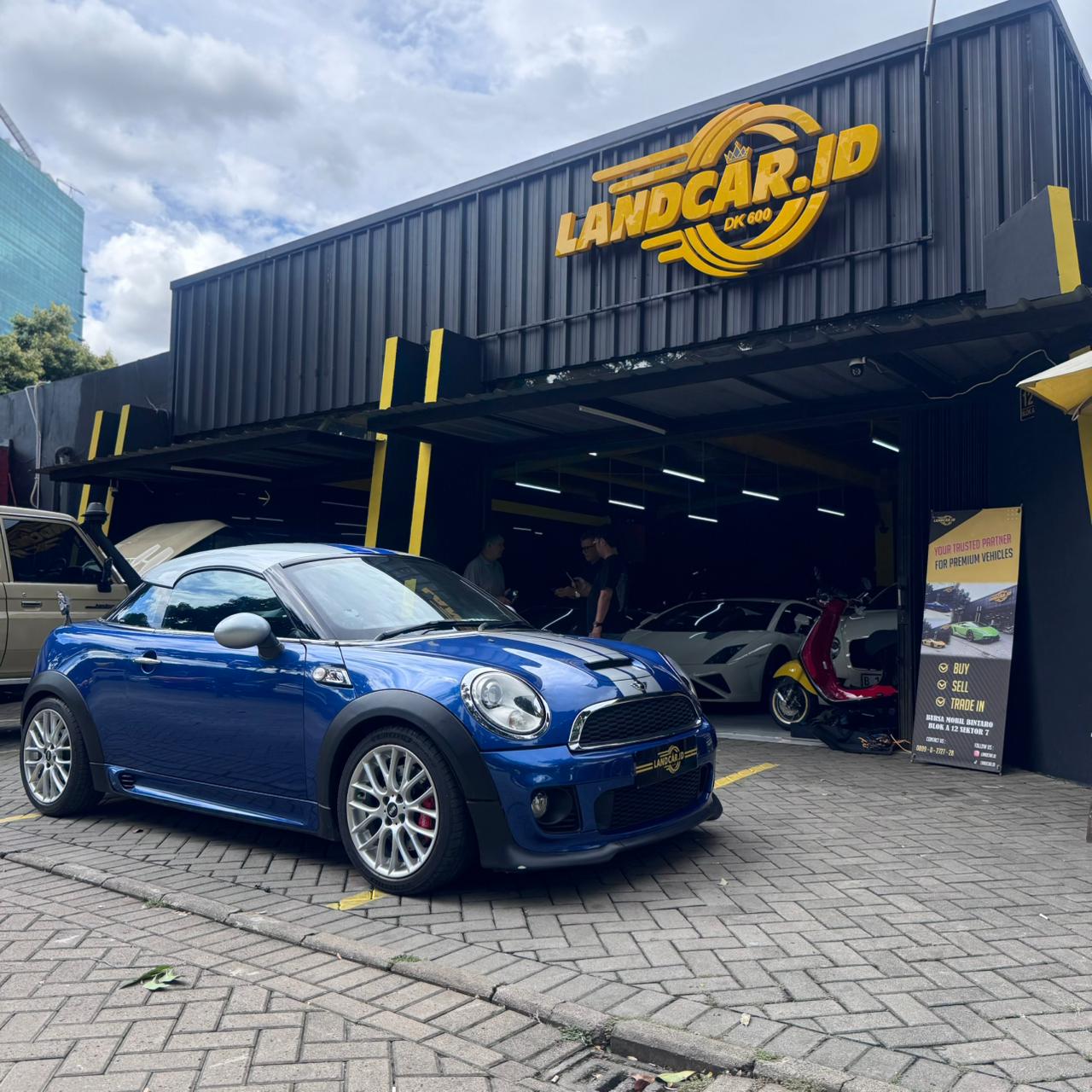 Mini Cooper S Coupe JCW R58 AT