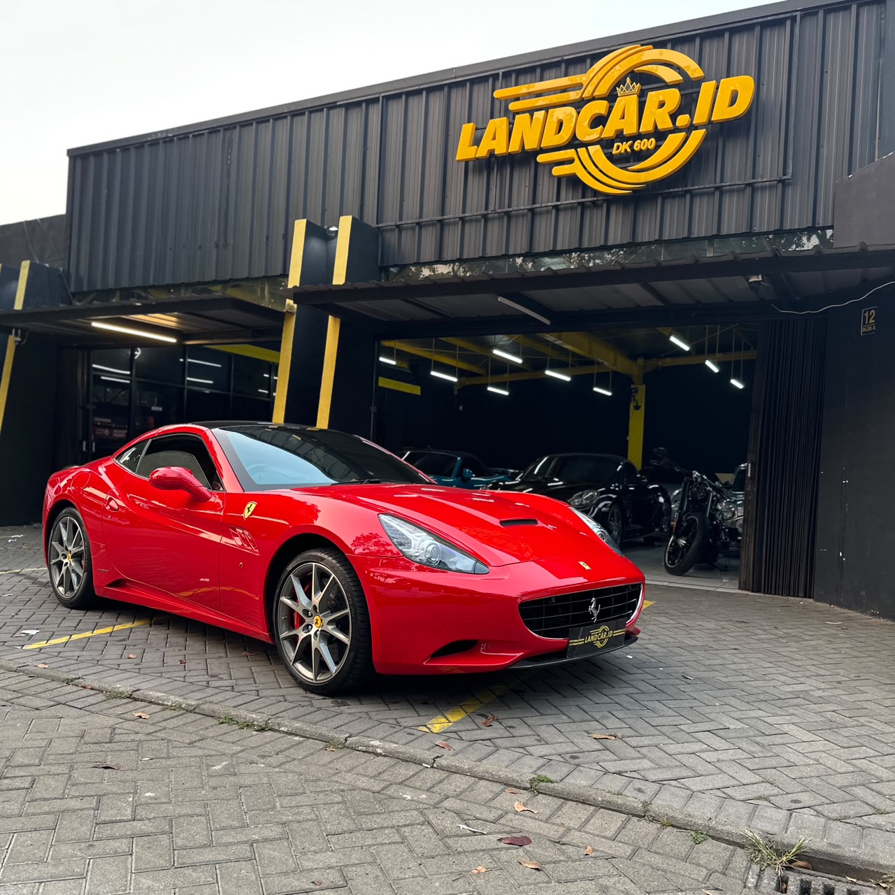 FERRARI CALIFORNIA 4.3 CONVERTIBLE AT 2012