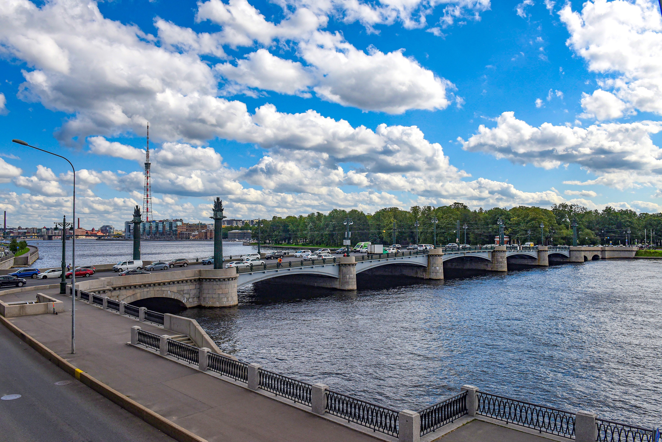 биржевой мост санкт петербург