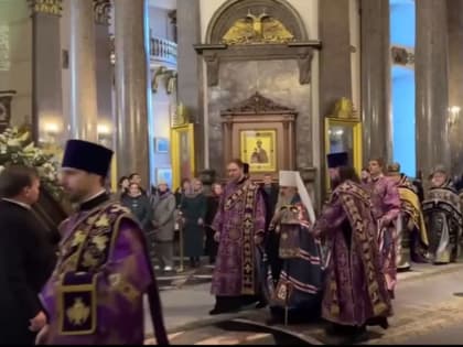 В Казанском соборе Петербурга торжественно отмечают столетие со дня кончины патриарха Тихона