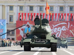 Санкт-Петербург помогает Мариуполю подготовиться к 9 Мая