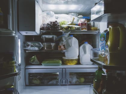 Срочно выбросьте это! Онколог назвал неожиданный источник рака в холодильнике