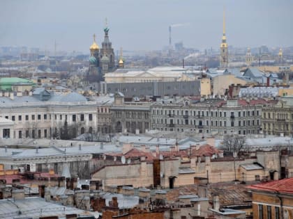 Петербуржцы хотят высокой зарплаты похвалы начальства  