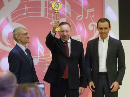 «Затыкая дыру, решаем проблемы перед выборами»: тысячи семей в Петербурге стоят в очередях на детский сад