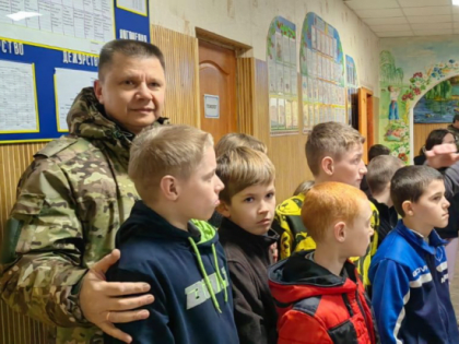 Член Царицынского отделения ИППО принимает активное участие в сборе гуманитарной помощи для отправки на Донбасс