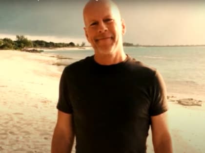 Родные Брюса Уиллиса рассказали о его новом диагнозе