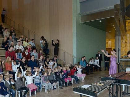 В Камерных залах Мариинского-2 можно будет посетить музыкальное занятие "Балалайка, балалайка-контрабас, домра и баян. Что такое квартет"