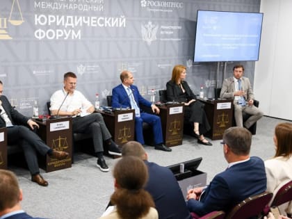 «Не хочу выступать адвокатом дьявола». Как на ПМЮФ договорились, что самокаты должны остаться