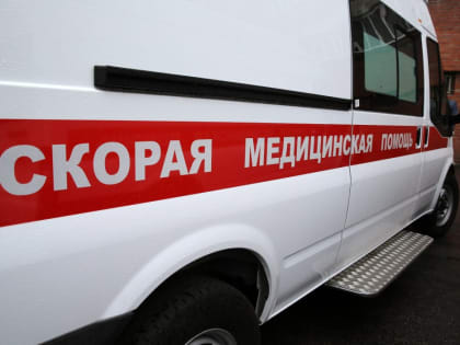 Пьяный пациент повредил автомобиль скорой помощи в Петербурге