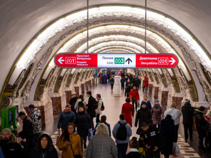 Вестибюль № 1 станции «Площадь Восстания» вновь открыли на вход в Петербурге